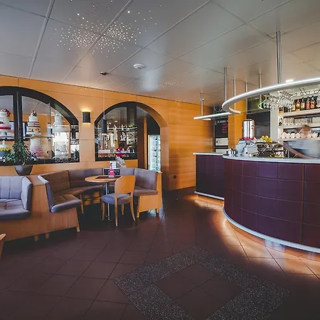 Pohorska Kavarna 3* 마리보르